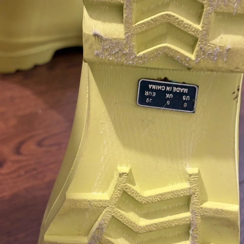 American Eagle Outfitters Yellow Winter Rain Boots - Picture 10 of 10